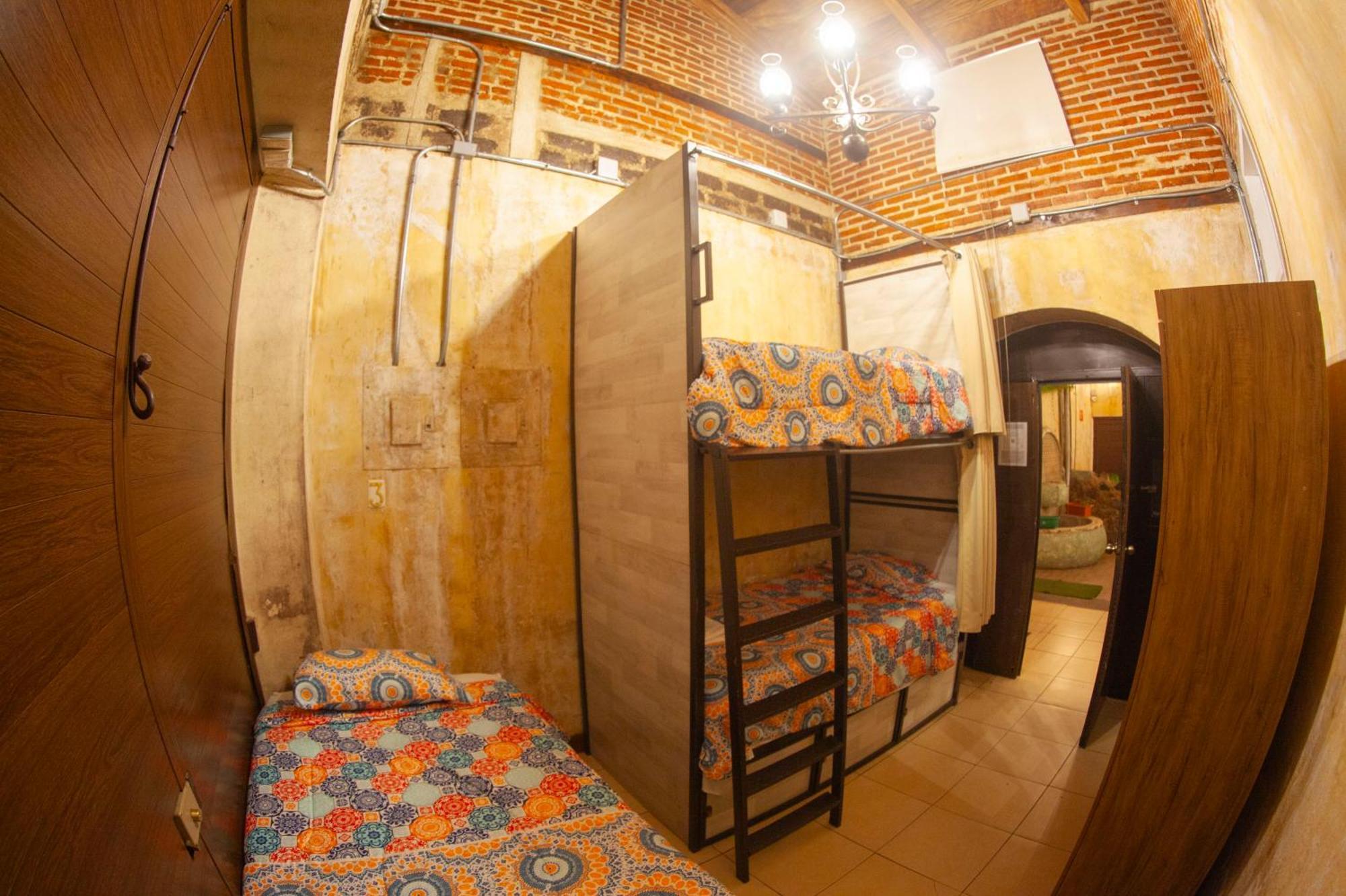 Hostel Hot Chipilin Antigua Exterior foto